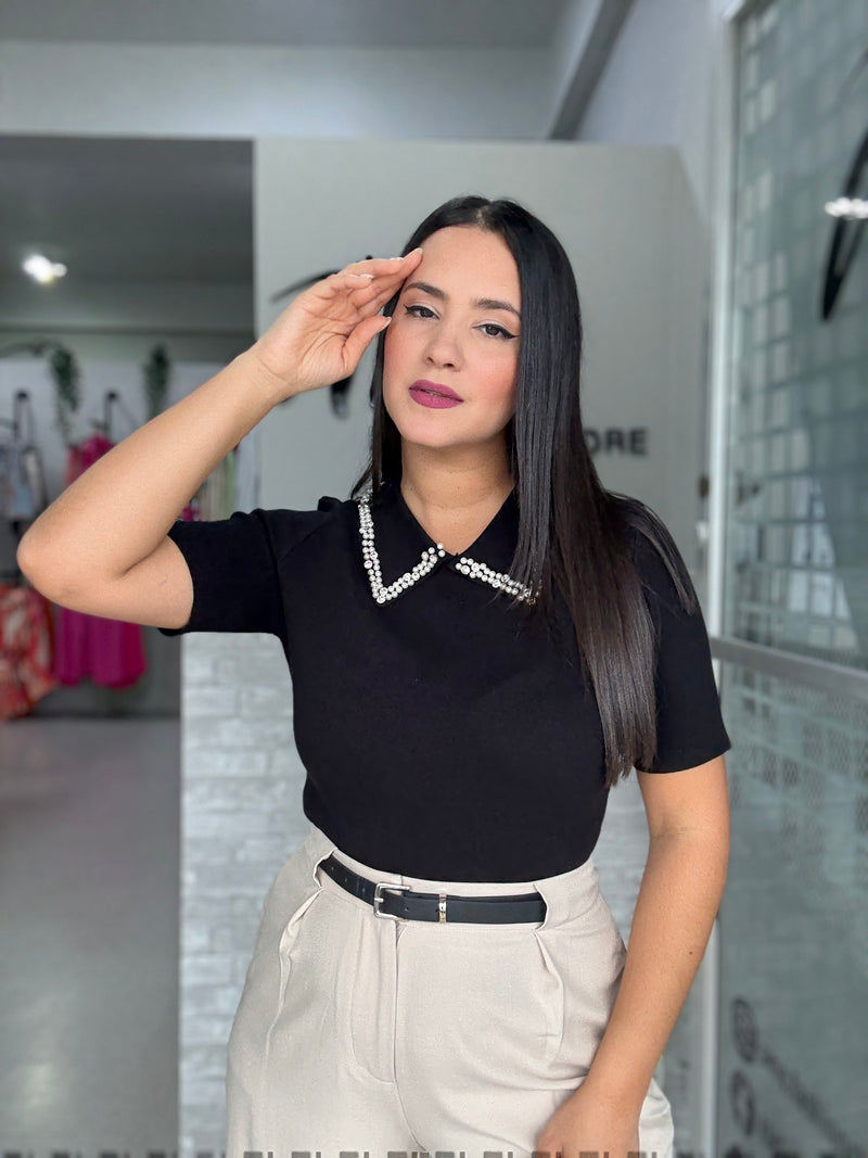 Pearls Collar Black Top
