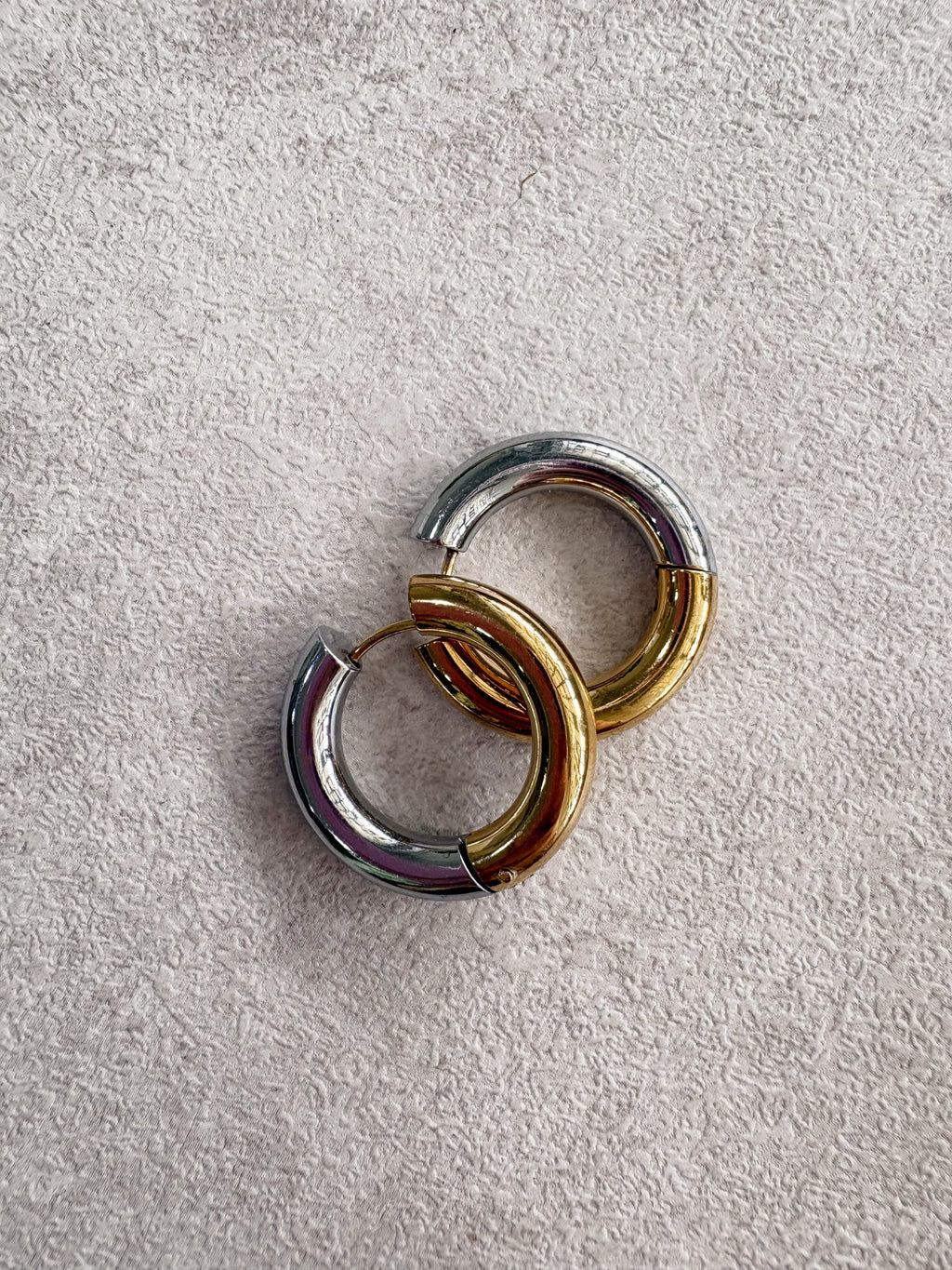AME Luxe 012: Double Tone Hoops
