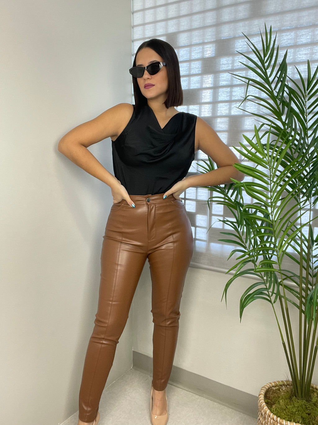 Cognac Leather Skinny Bottom